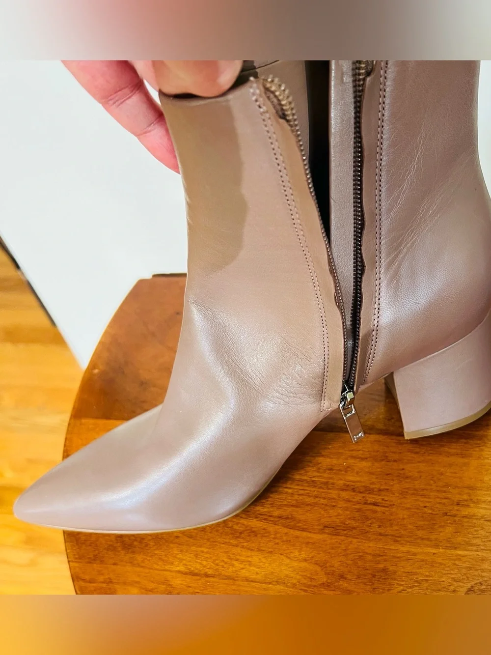 Marc Fisher LTD “Jina”Pointed Toe Block Heel Ankle Boot light brown size 8M